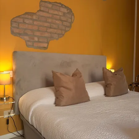 Forum Free Private Parking Vakantiehuis Parma
