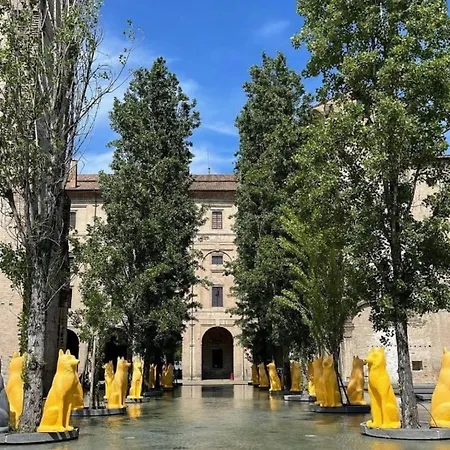 Dom wakacyjny Forum Free Private Parking Parma